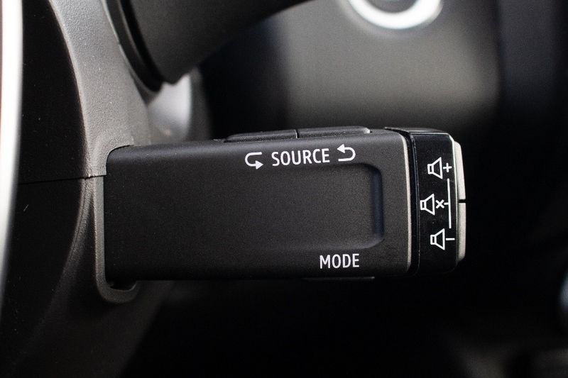 Easy Link Multimediasystem Steuerungseinheit