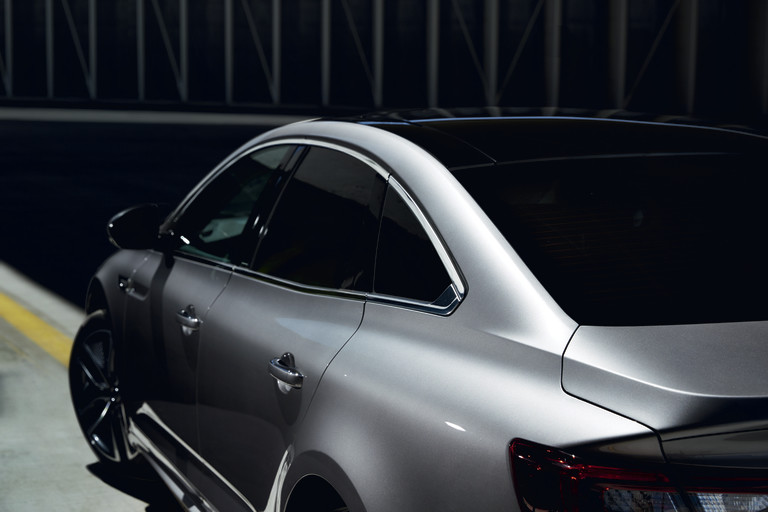 Renault Talisman in grau