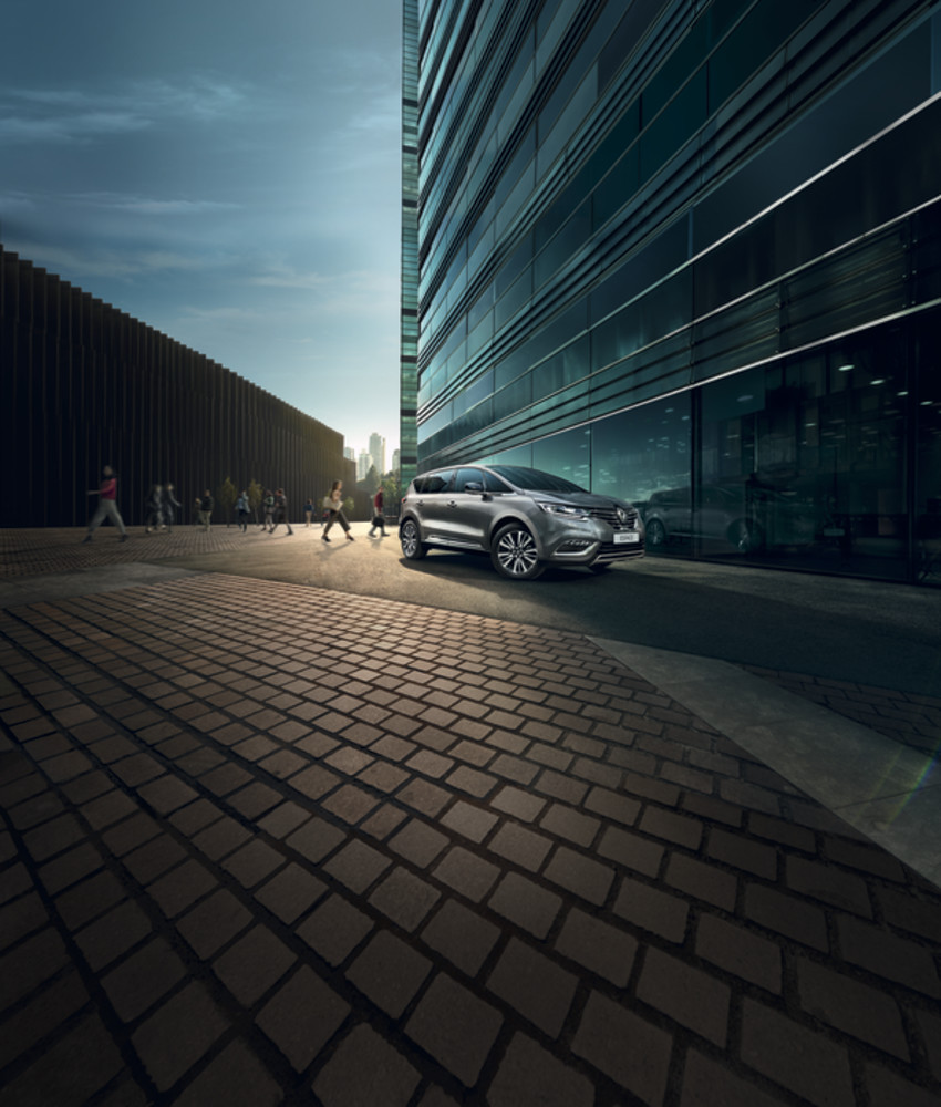 Renault Espace auf der Straße